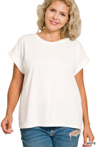 Woman wearing a white round neck t-shirt 