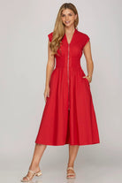 Woman wearing a dress with zipper 