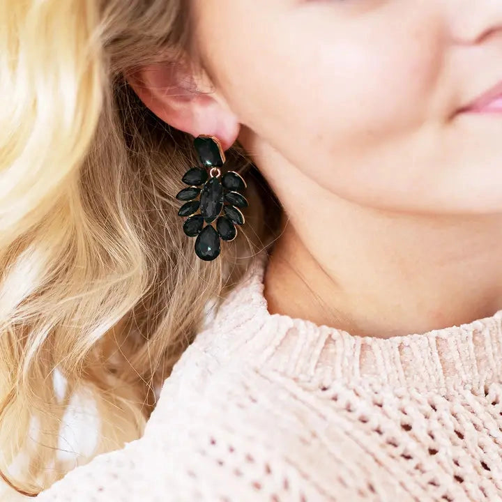 Model wearing Black show stopper earrings 